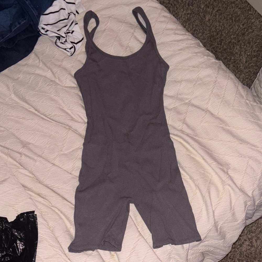 Gray fitted romper